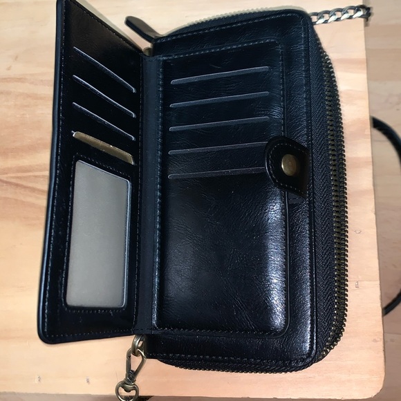 Chain strap purse - Picture 2 of 3